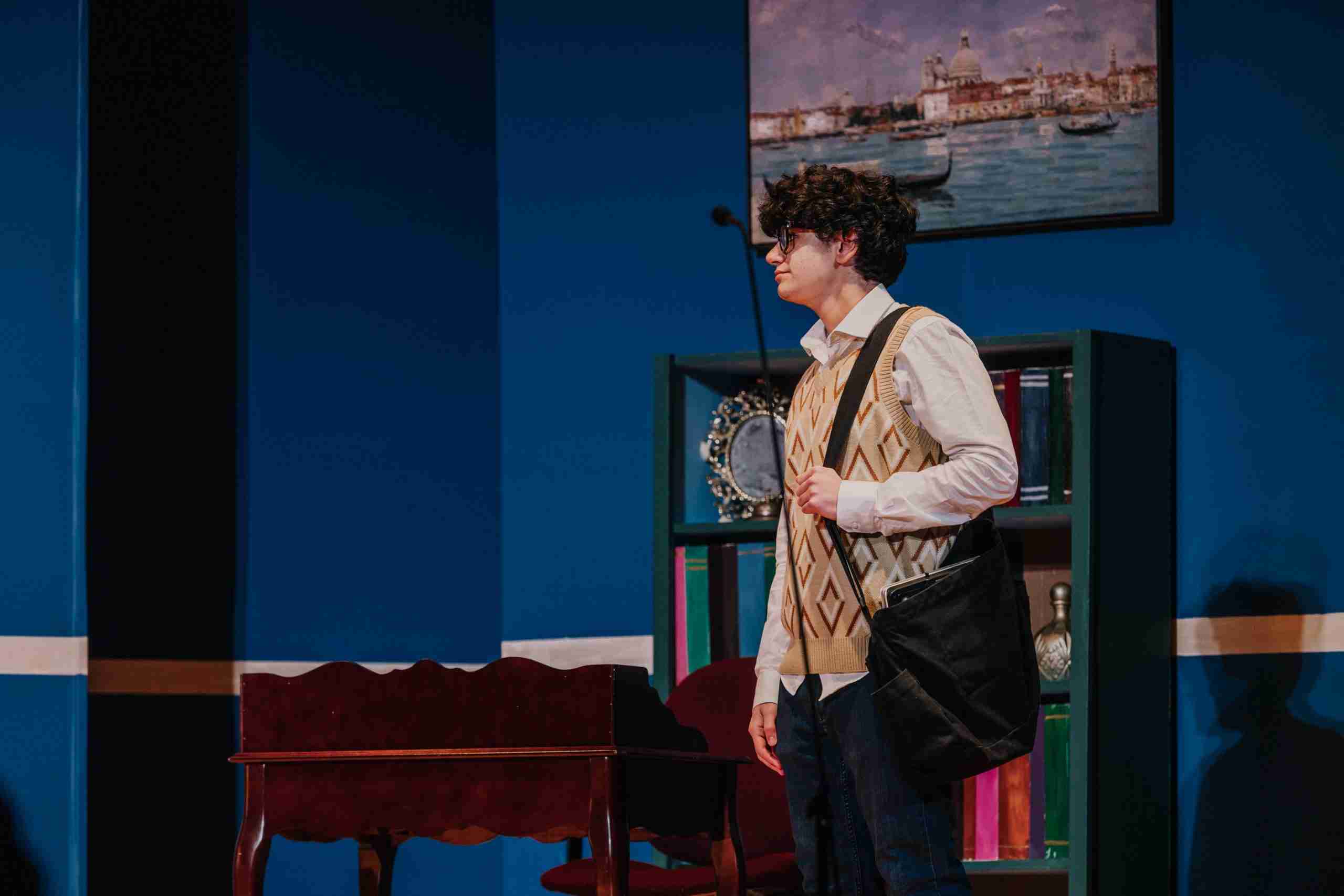 us-play-this-murder-was-staged-77